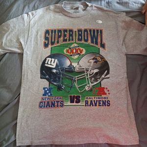 2001 Superbowl t-shirt
